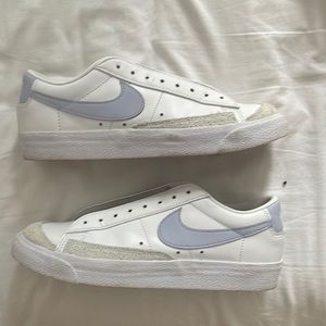 nike blazer lows (no laces)